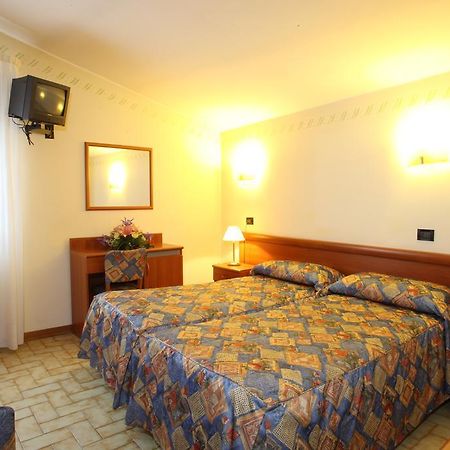 Albergo Alla Campana Dolo Exterior foto